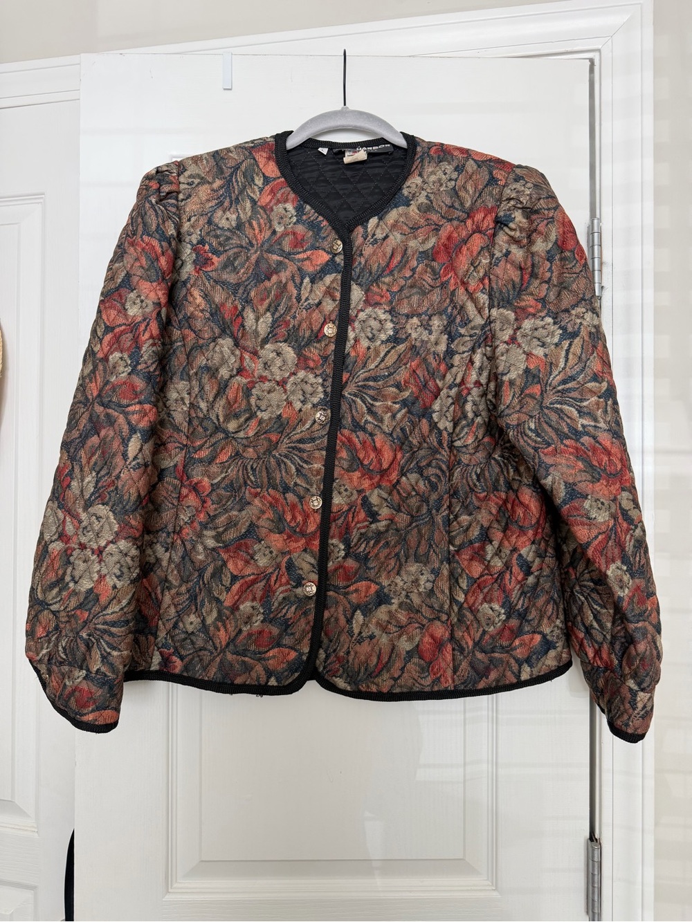 Vintage Sag Harbor floral quilted floral jacket, size L